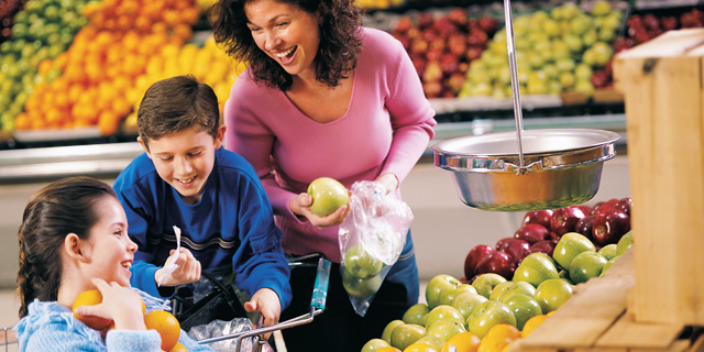Help Families in need with clothes, petrol and food vouchers 